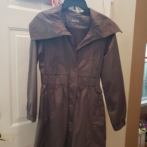 Kenneth Cole Olive raincoat